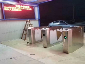 重慶渝北區(qū)某建設(shè)工地橋式翼閘案例 重慶渝北區(qū)某建設(shè)工地橋式翼閘案例
